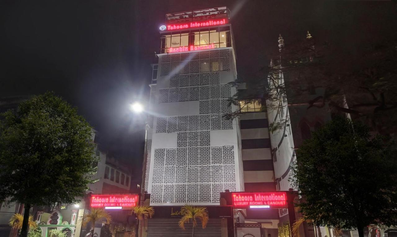 Treebo Premium Tahoora International Hotel Calcutta Exterior foto