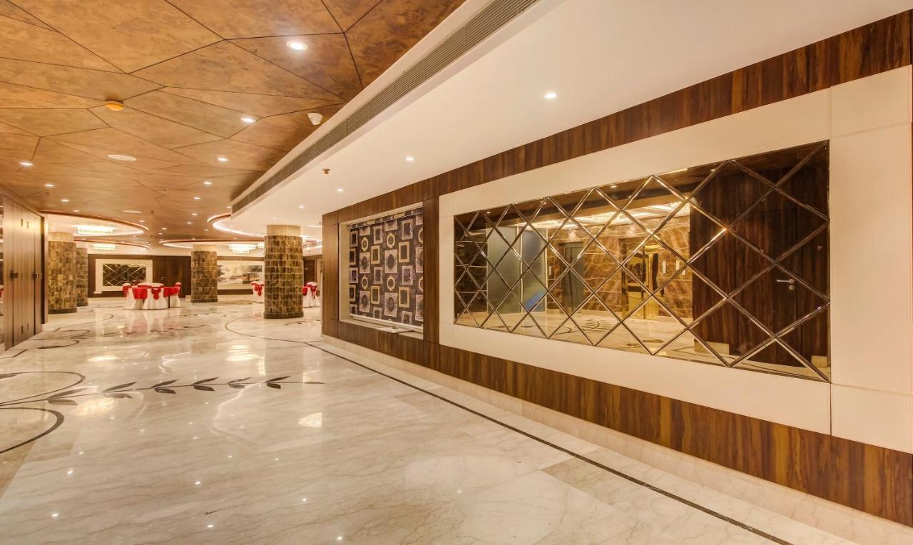 Treebo Premium Tahoora International Hotel Calcutta Exterior foto
