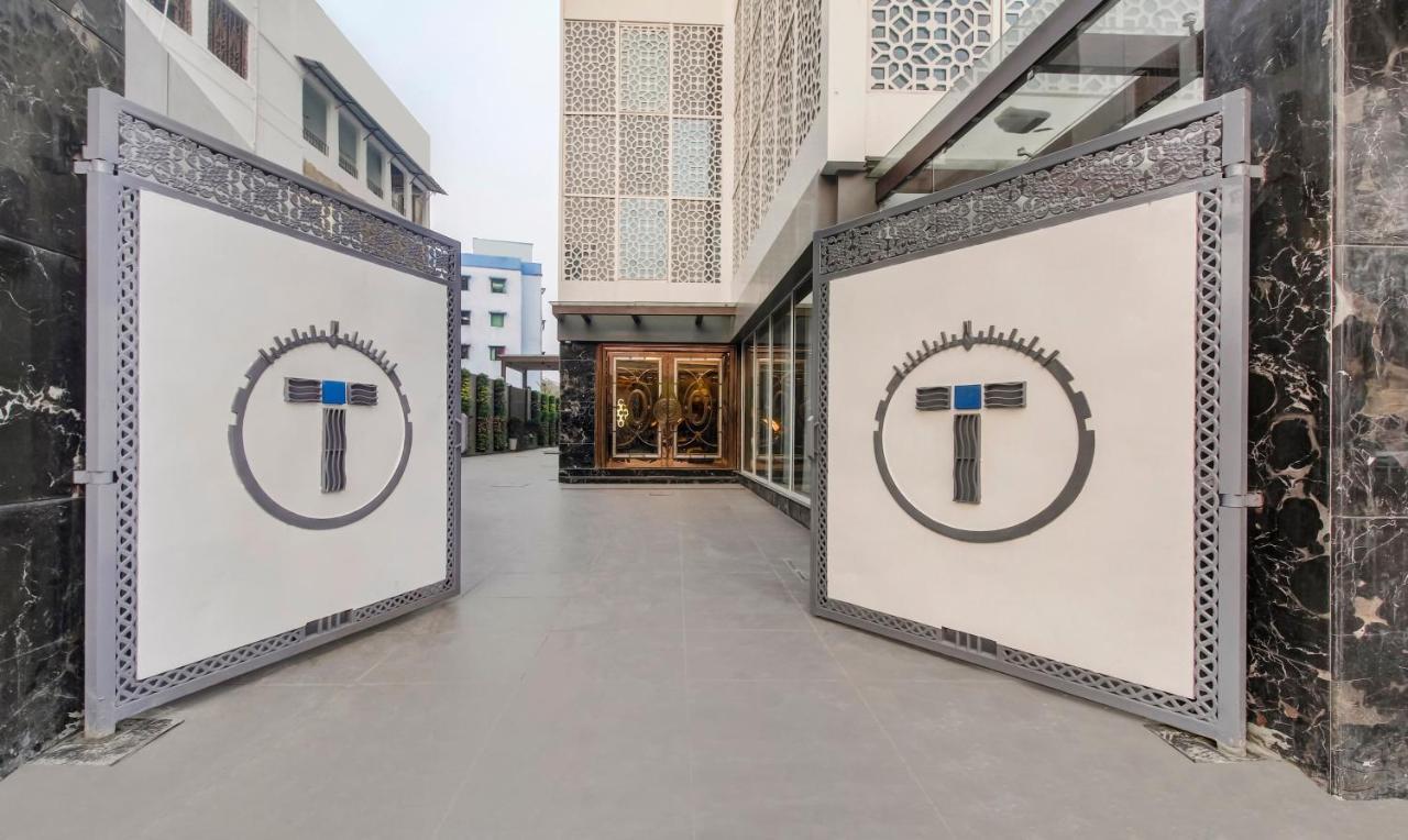 Treebo Premium Tahoora International Hotel Calcutta Exterior foto