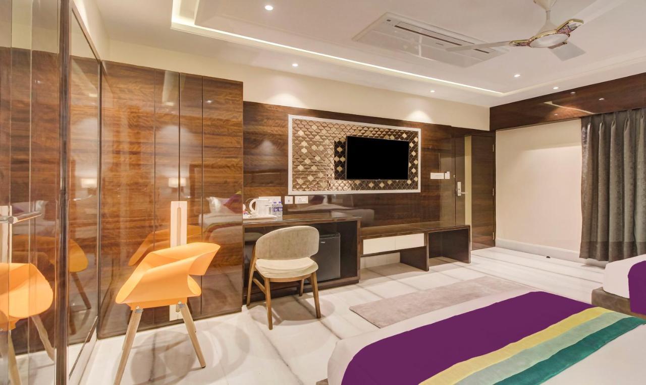Treebo Premium Tahoora International Hotel Calcutta Exterior foto