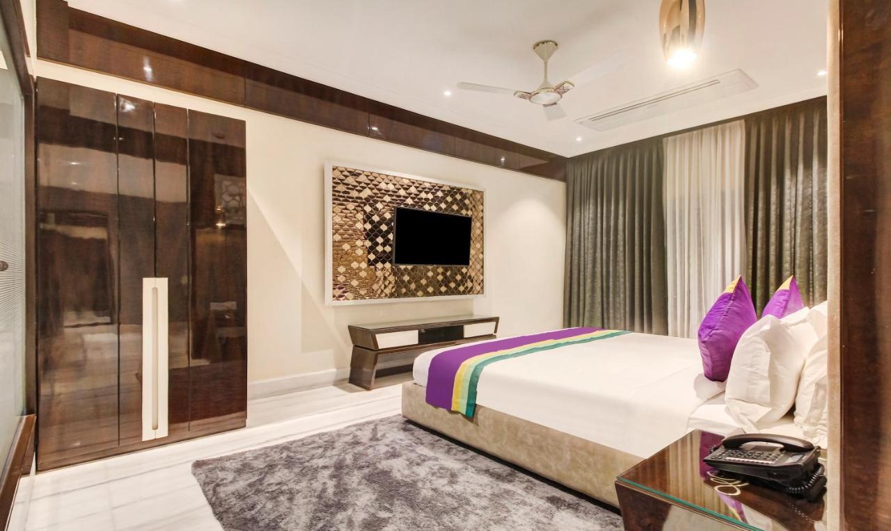 Treebo Premium Tahoora International Hotel Calcutta Exterior foto